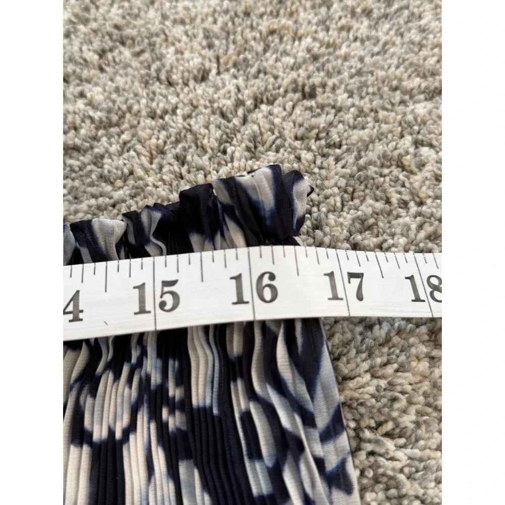 HM Conscious Pleated Camisole Top Navy White Ikat Print Spaghetti Strap Womens M - Picture 4 of 6